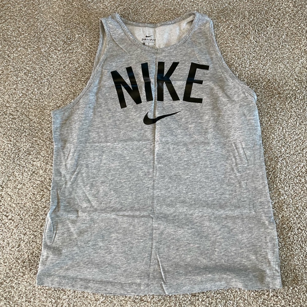 Nike muscle tank